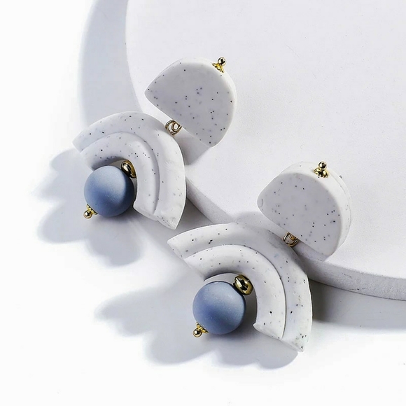 Minimalist Rainbow Earrings - Picture 1 of 4